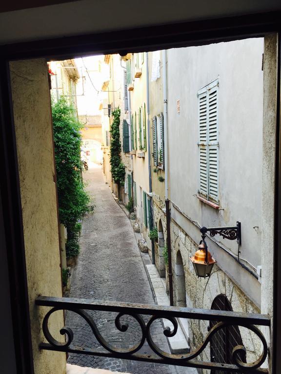 Maisonnette Medievale By Icasamia Apartment Antibes Room photo